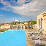 Villa De Famelia