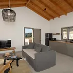 Assos Hills Infinity Exquisite 2 Bed Villa Kefalonia