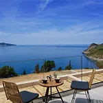 Assos Hills Infinity Exquisite 2 Bed Villa Kefalonia
