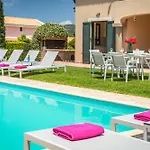 Villa Iro