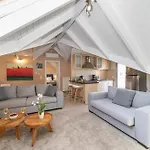 Urban Suites In Argostoli