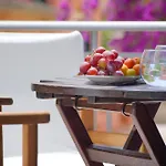 Inna'S Summer House