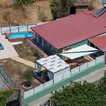 Home Plousia