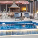 Villa Aggeliki - F&A Golden Stone Villas