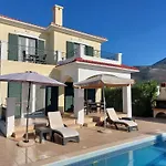 Villa Petra In Karavados
