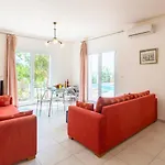 Villa Georgia