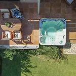 Klaritz Luxury Suites