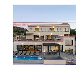 Almos Villas
