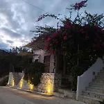 Caldera Apartments Assos