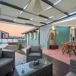Home Plousia