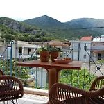 Alkyoni Apartments & Studios