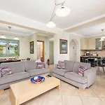 Rose Villa