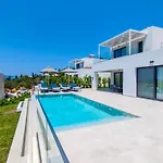 Villa Myrto - Elysian Villas Kefalonia , 2 Min Walk From The Beach & Brand New 2024
