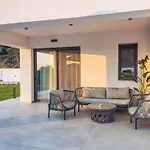 Villa Nefeli - Elysian Villas Kefalonia , 2 Min Walk From The Beach & Brand New 2024