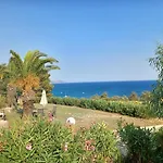 Nerissa 3, Two Bedroom Beach House