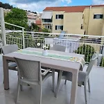 Bella Bianca , 200M From Central Square