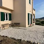 Les Oliviers Villa With Sea View On Petani Beach