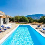 Villa Tania Dio