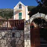 Oasis Studios