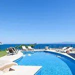 Blue Sea Villa