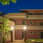 Filoxenos Hotel