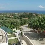 Patilas Villas Kate