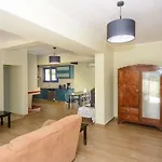 Kokonis House