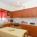 Maki'S Residence