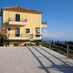 Sea View Antigone'S Villa With Playground