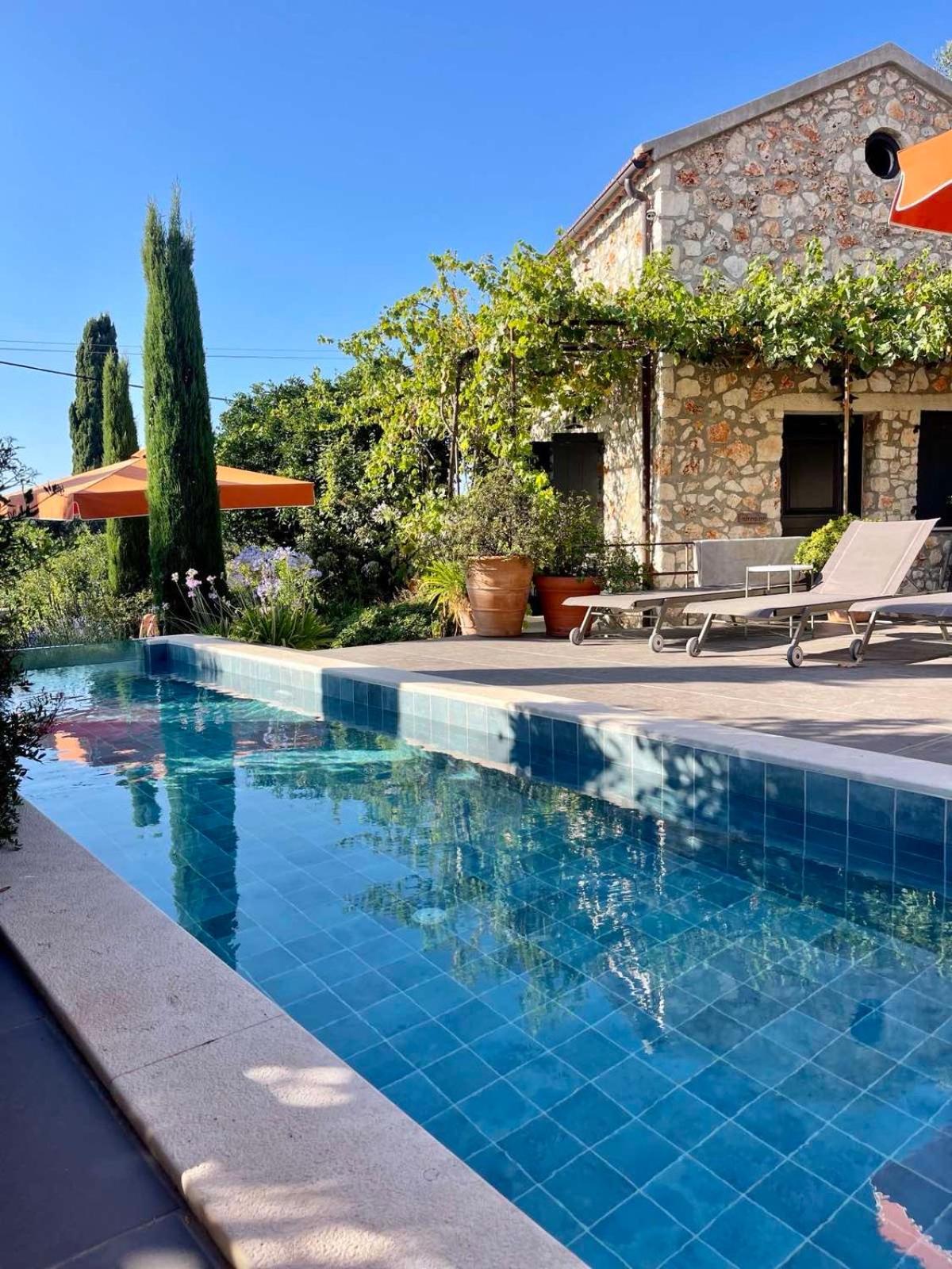 North Point Bed & Breakfast Antipata (Erisos)