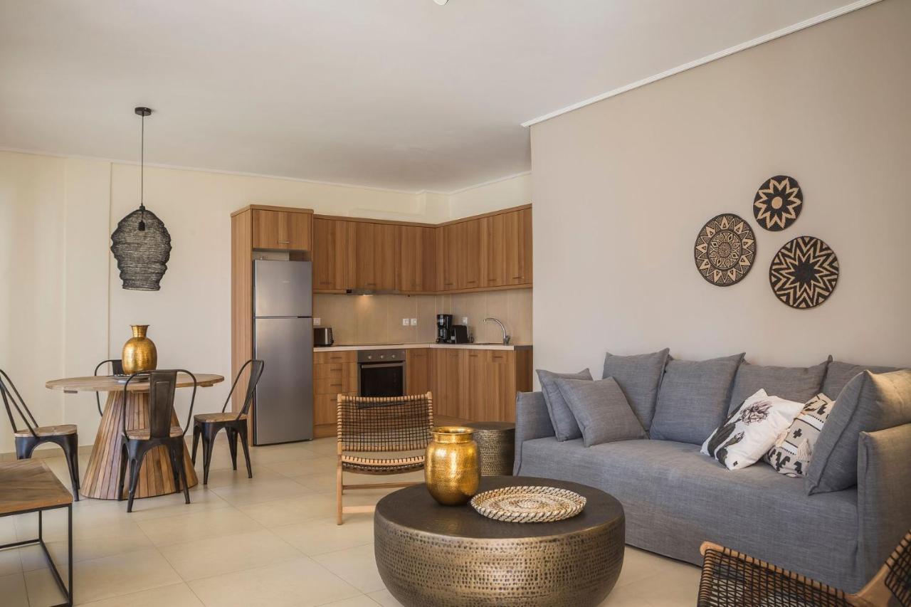 Deluxe Kefalonia Crocus 1 Bedroom Shared Pool Sea View Karavomilos