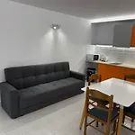 Dk House