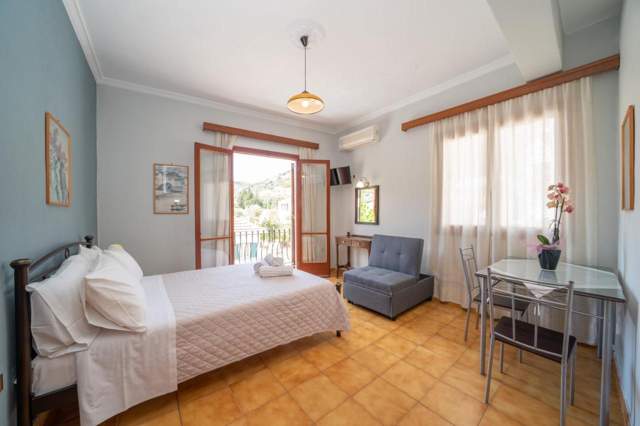 公寓 Vrettos Arts Agia Efimia