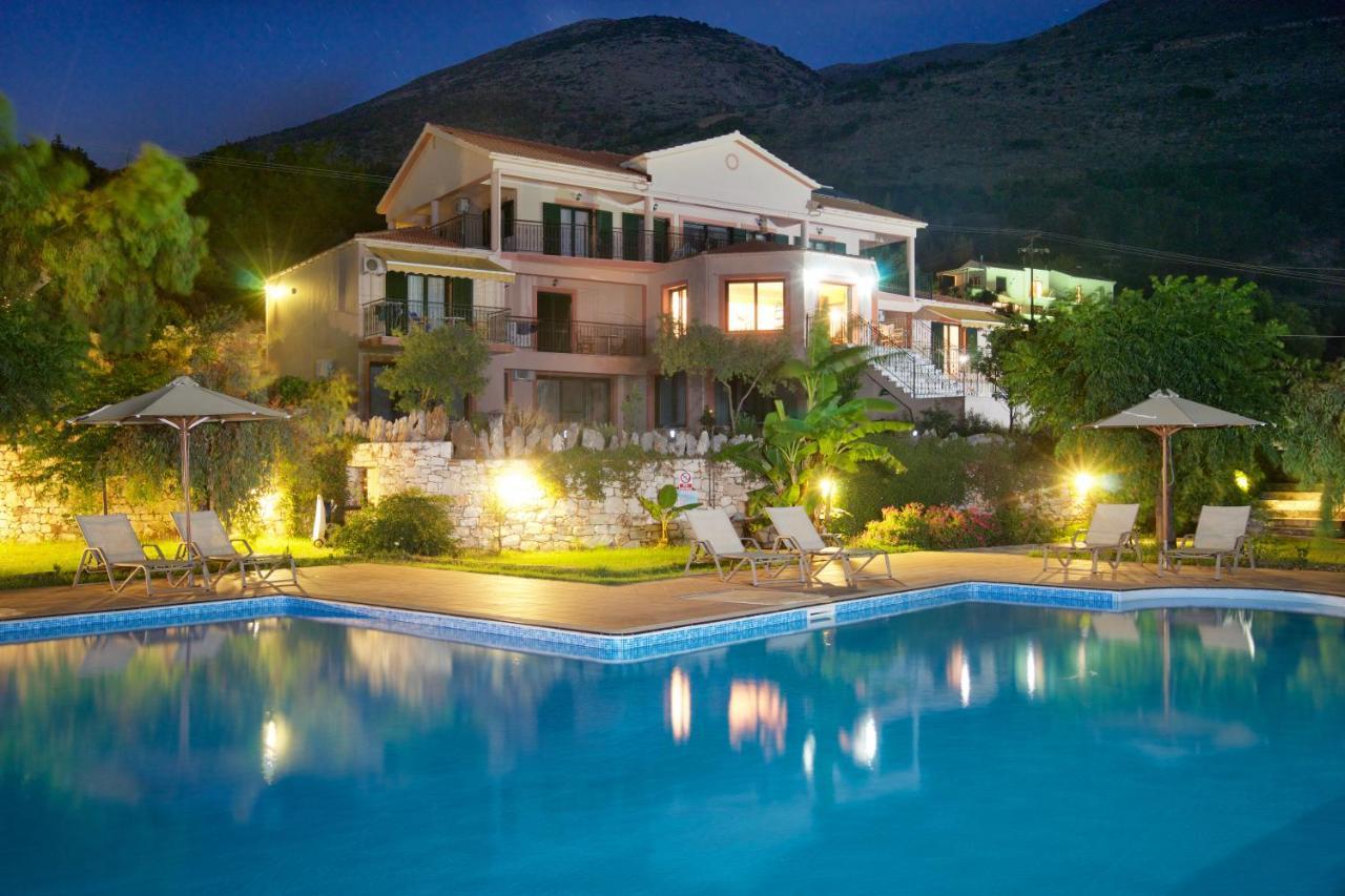 Fotini Apartment *